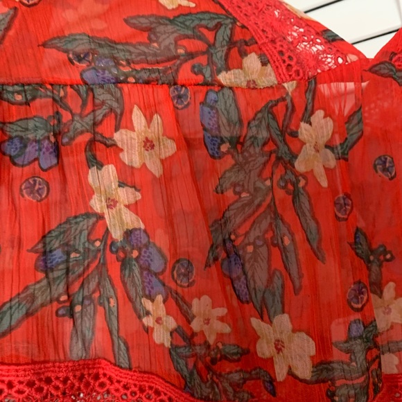Free people sheer adorable red flowy top NWT - Picture 4 of 5